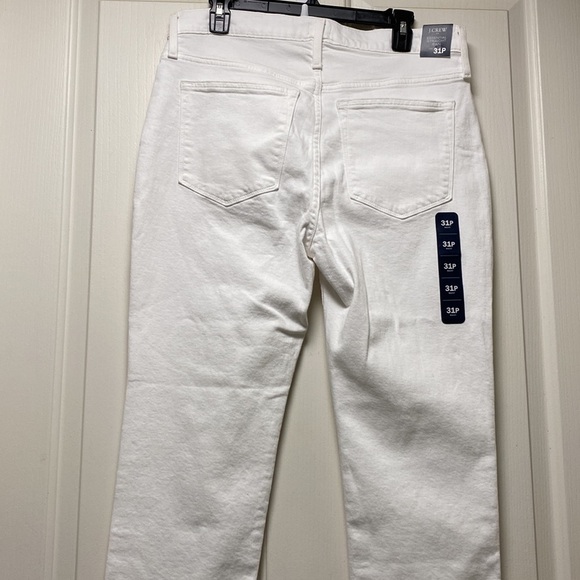 NWT J CREW Essential Straight Jean Sz 31P - Picture 2 of 8